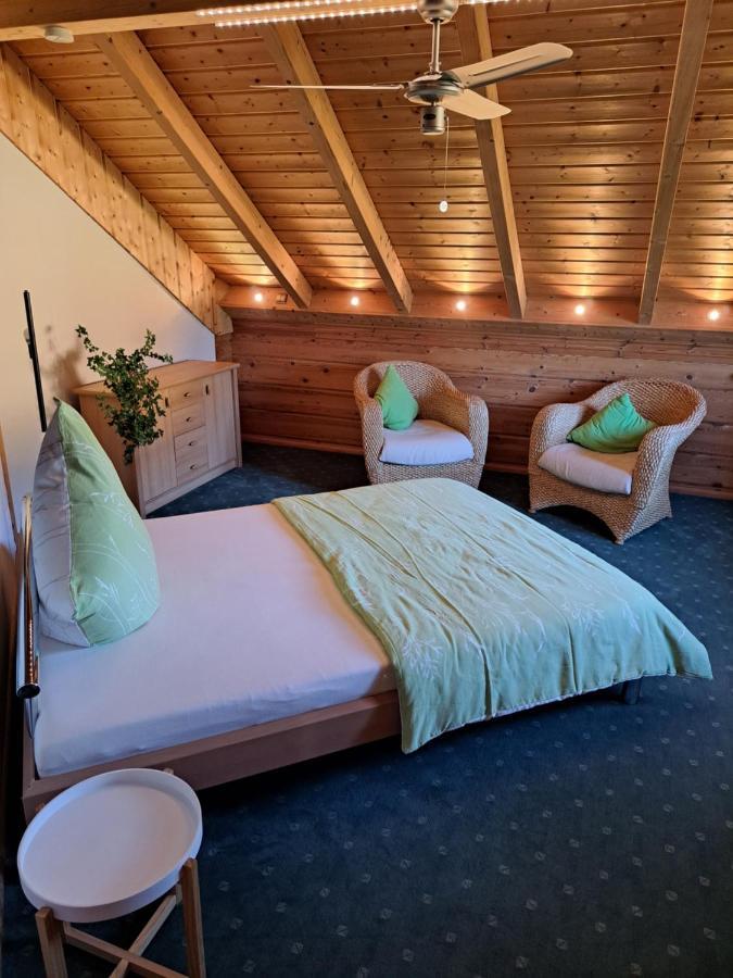 Steewer Landhaus Gemuetliche Ferienwohnung Bis 6 Pers In Ruhiger Ortsrandlage Stebach Экстерьер фото