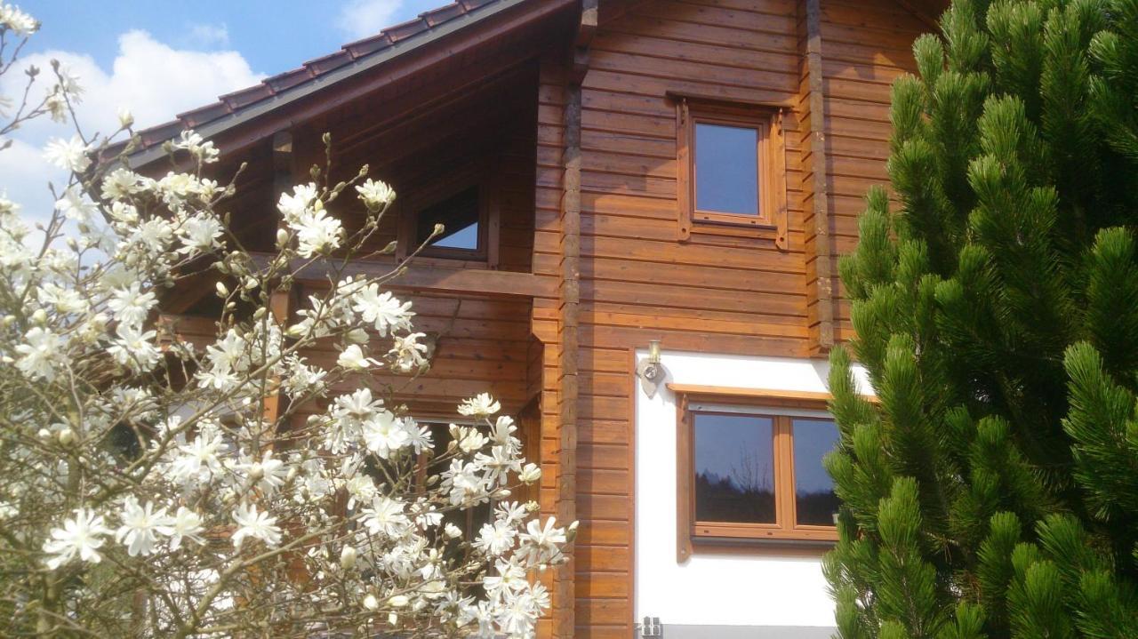 Steewer Landhaus Gemuetliche Ferienwohnung Bis 6 Pers In Ruhiger Ortsrandlage Stebach Экстерьер фото